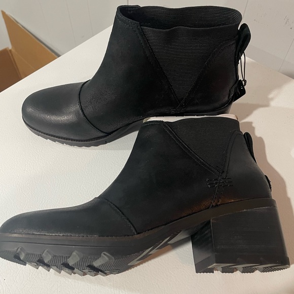 Sorel Cate Chelsea Ankle Boot - Picture 4 of 5